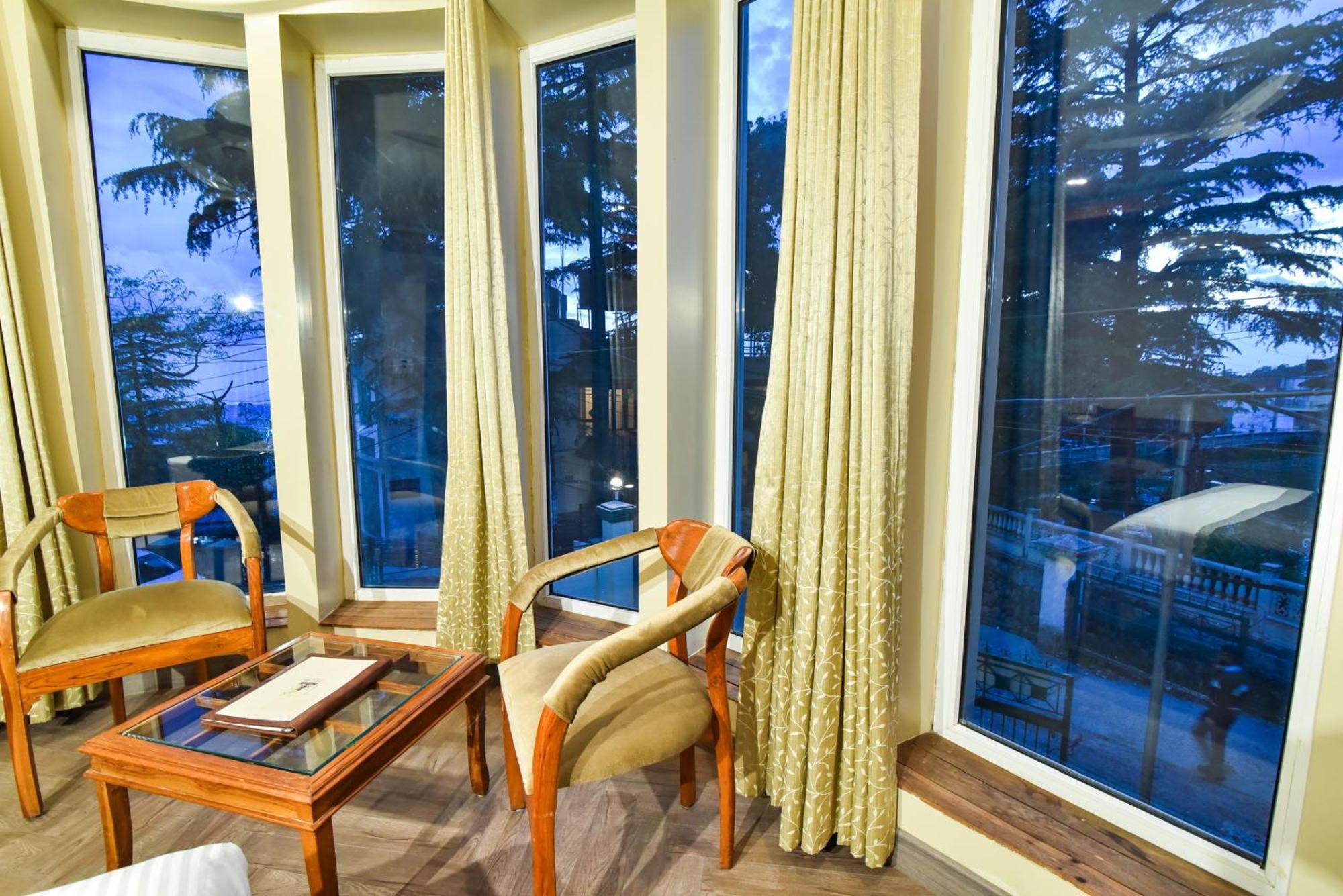 מקלוד גאנג' D'S Casa- A Unique Spanish Boutique House מראה חיצוני תמונה